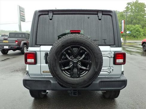 Used 2023 Jeep Wrangler Unlimited Sport AWD/4WD image 7