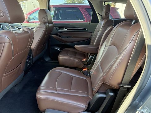 Used 2018 Buick Enclave Avenir w/ Avenir Technology Package image 18