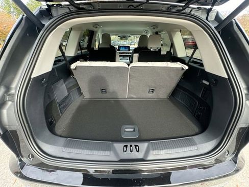 New 2026 Lincoln Aviator AWD image 25