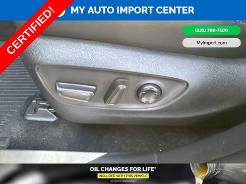Certified 2025 Toyota Highlander Platinum AWD/4WD image 13