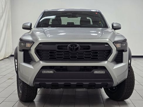 New 2026 Toyota Tacoma TRD Off-Road image 9