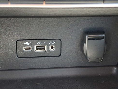 Used 2021 Nissan Sentra SV FWD image 25