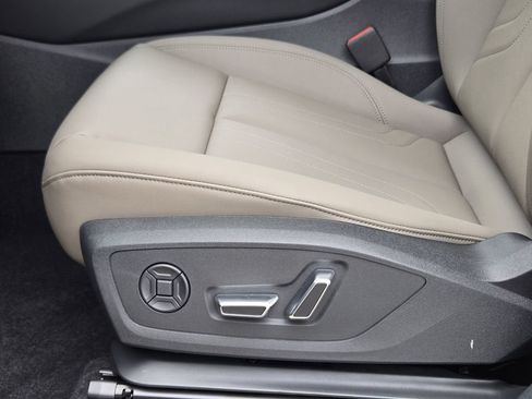 New 2026 Audi Q3 quattro 2.0T AWD/4WD image 28
