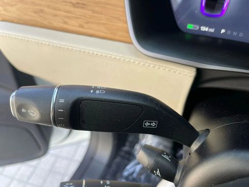 Used 2018 Tesla Model X 100D image 41