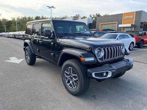 New 2025 Jeep Wrangler Unlimited Sahara w/ Safety Group AWD/4WD image 1
