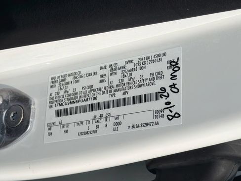 Used 2023 Ford Escape ST-Line w/ Tech Pack #1 AWD/4WD image 33
