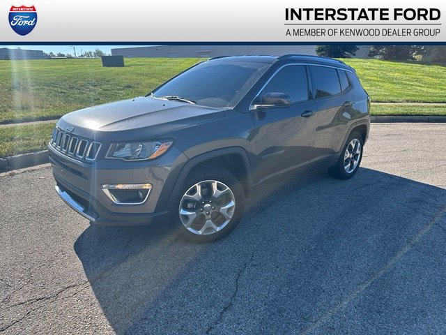 Used 2019 Jeep Compass Limited AWD/4WD image 1