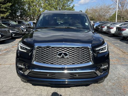 Used 2024 INFINITI QX80 Sensory w/ All-Season Package image 2