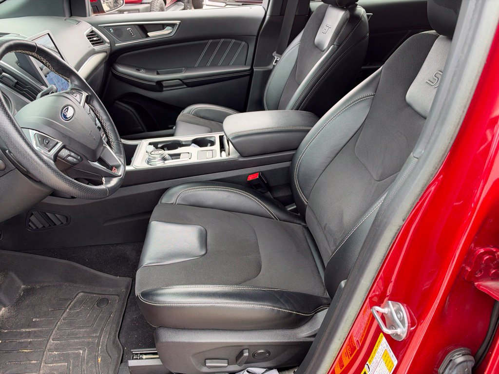Used 2023 Ford Edge ST AWD/4WD image 2