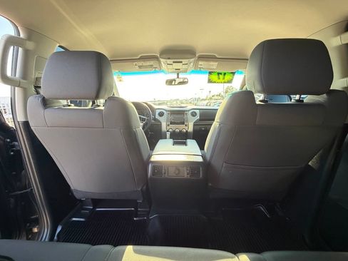 Used 2017 Toyota Tundra SR5 w/ Truck Exterior Package RWD image 13