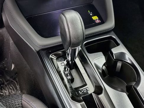 New 2026 Subaru Forester Premium AWD/4WD image 17