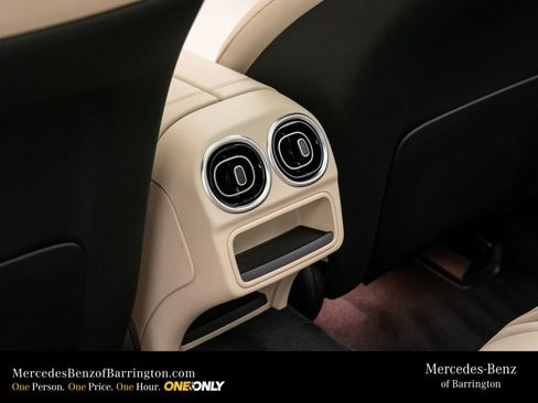 New 2026 Mercedes-Benz C 300 4MATIC Sedan image 21