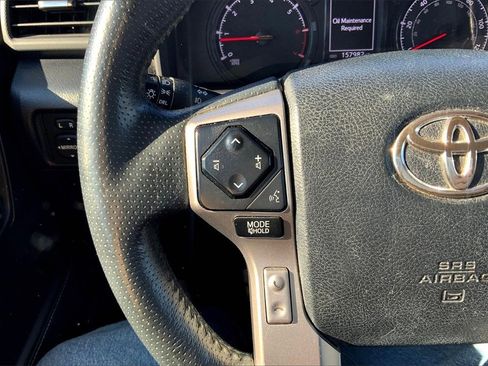 Used 2020 Toyota 4Runner SR5 image 12