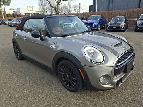 Used 2016 MINI Cooper S image 31
