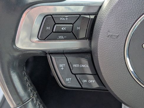 Used 2021 Ford Mustang Premium image 19