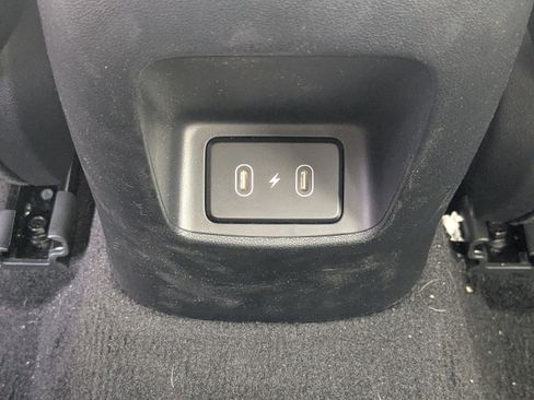 New 2025 Hyundai Elantra SEL FWD image 10