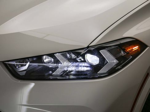 Used 2024 BMW X5 sDrive40i w/ M Sport Package RWD image 8