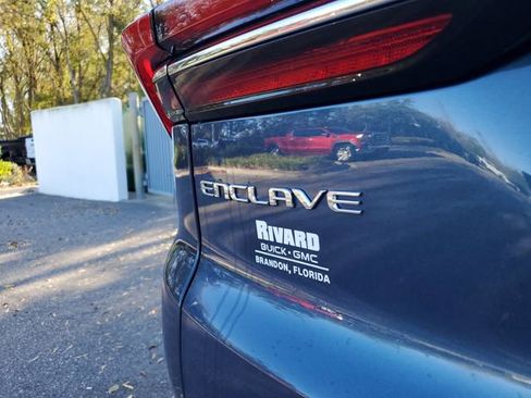 Used 2026 Buick Enclave Preferred image 8
