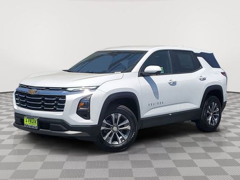 New 2026 Chevrolet Equinox LT w/ Convenience Package II FWD image 2