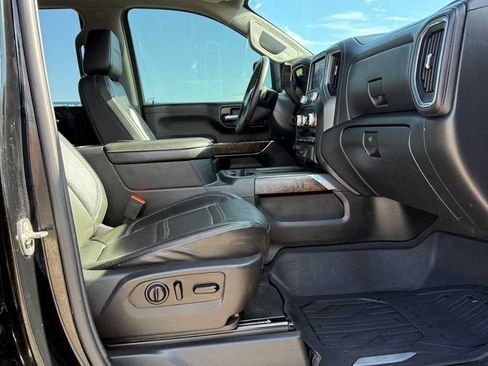 Used 2020 GMC Sierra 3500 Denali w/ Denali Ultimate Package AWD/4WD image 12