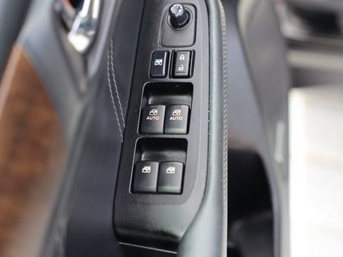 Used 2019 Subaru Outback 2.5i Limited w/ Protection Package #1 AWD/4WD image 17