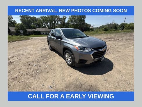 Used 2018 Chevrolet Traverse LS AWD/4WD image 1