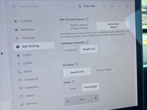 Used 2021 Tesla Model Y Long Range AWD/4WD image 15