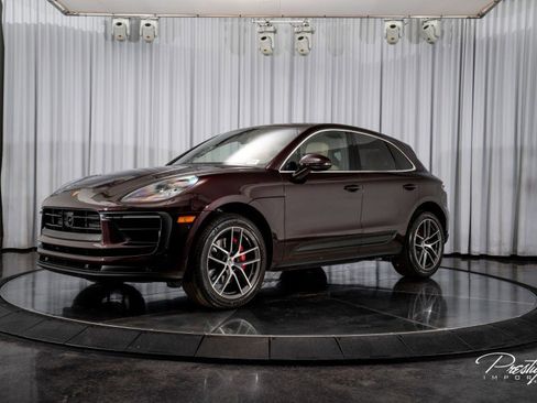 Used 2023 Porsche Macan S image 5