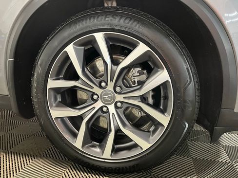 Used 2024 Acura MDX SH-AWD w/ Technology Package image 3