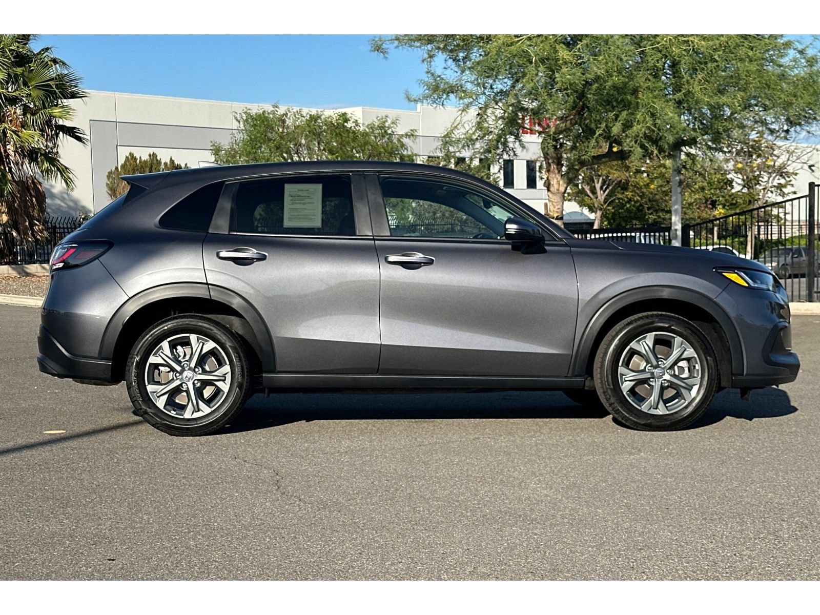 Used 2027 Honda HR-V LX image 7