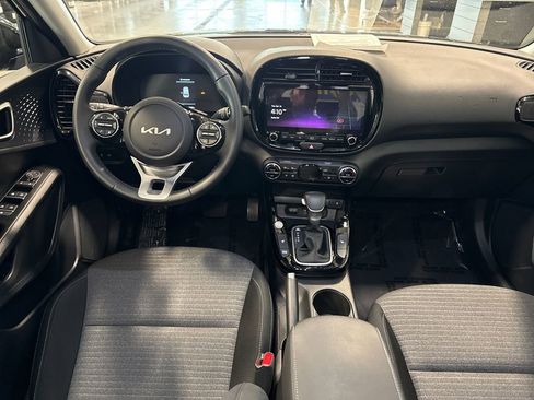 Used 2025 Kia Soul EX FWD image 10