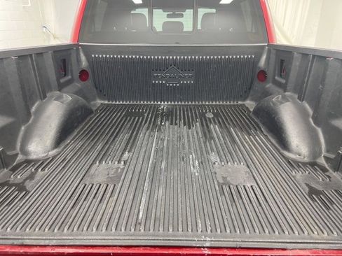 Used 2016 Ford F150 Lariat image 10