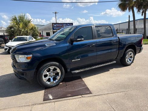 Used 2020 RAM 1500 Big Horn AWD/4WD image 7
