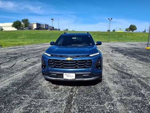 Used 2025 Chevrolet Equinox LT w/ Convenience Package II AWD/4WD image 53