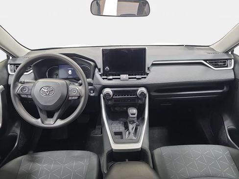 Certified 2023 Toyota RAV4 XLE AWD/4WD image 9