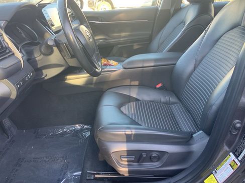 Used 2024 Toyota Camry SE w/ Cold Weather Package image 12