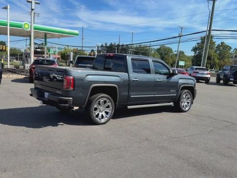 Used 2018 GMC Sierra 1500 Denali w/ Denali Ultimate Package AWD/4WD image 8
