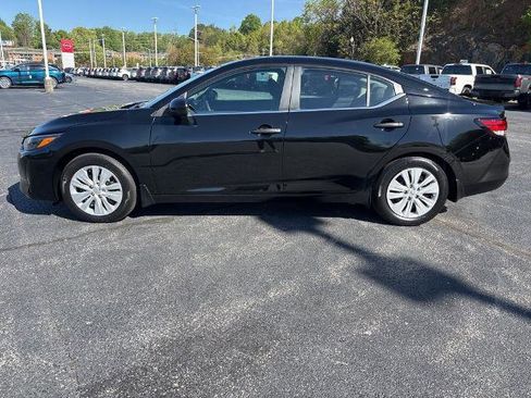 Certified 2024 Nissan Sentra S FWD image 8