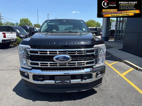 Used 2025 Ford F250 XLT AWD/4WD image 2