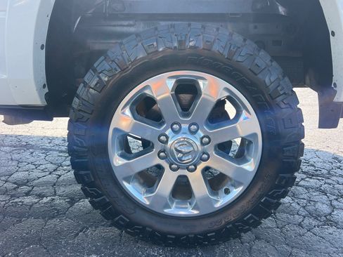 Used 2019 RAM 2500 Laramie AWD/4WD image 45