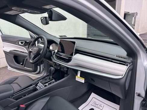 New 2026 Jeep Compass Limited AWD/4WD image 40