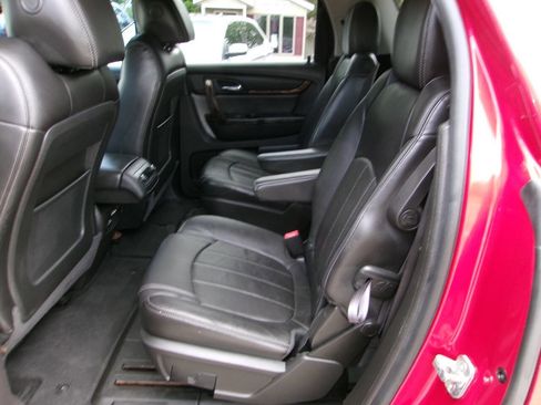 Used 2013 GMC Acadia Denali AWD/4WD image 9