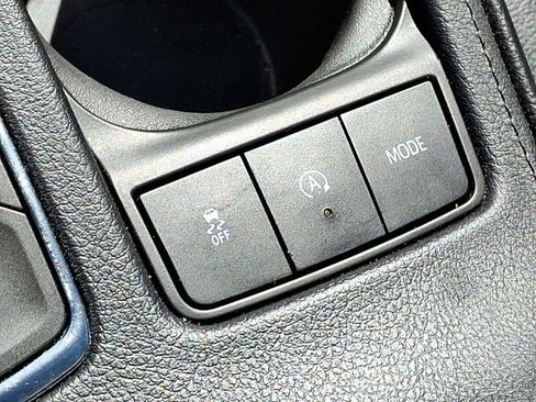 Used 2023 Cadillac XT4 Sport image 33