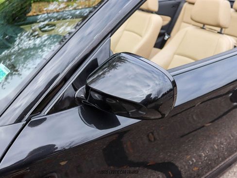 Used 2010 BMW 135i Convertible image 44