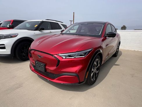 Used 2021 Ford Mustang Mach-E Premium image 3