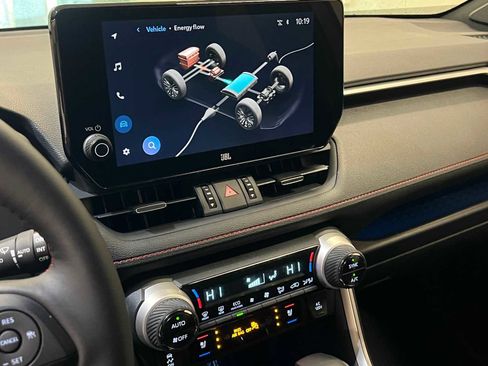 Certified 2025 Toyota RAV4 XSE image 25