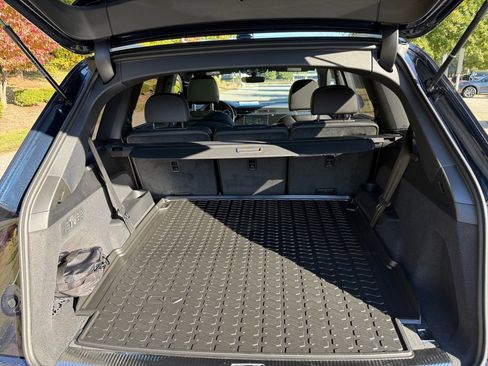 Certified 2025 Audi Q7 3.0T Prestige image 15