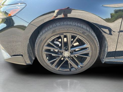 Used 2026 Toyota Camry SE FWD image 30