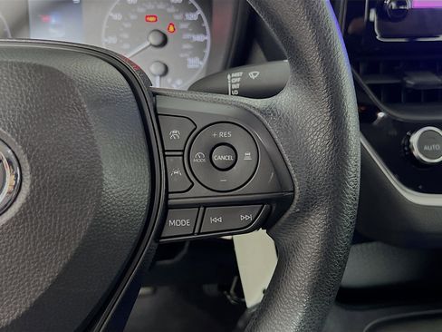 Used 2024 Toyota Corolla LE FWD image 20