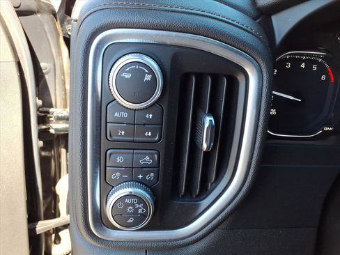 Used 2019 GMC Sierra 1500 AT4 image 24